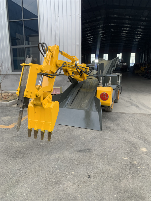 轮式皮带式挖掘式装载机